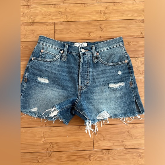Denim shorts - Picture 1 of 4
